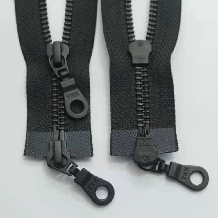 سحابات YKK