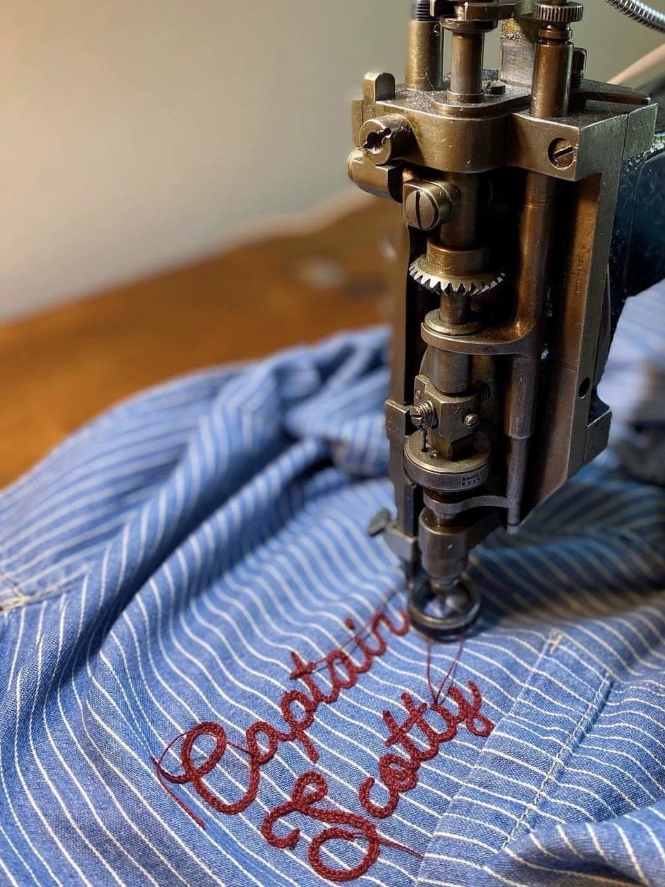 Chain embroidery stitch on custom apparel