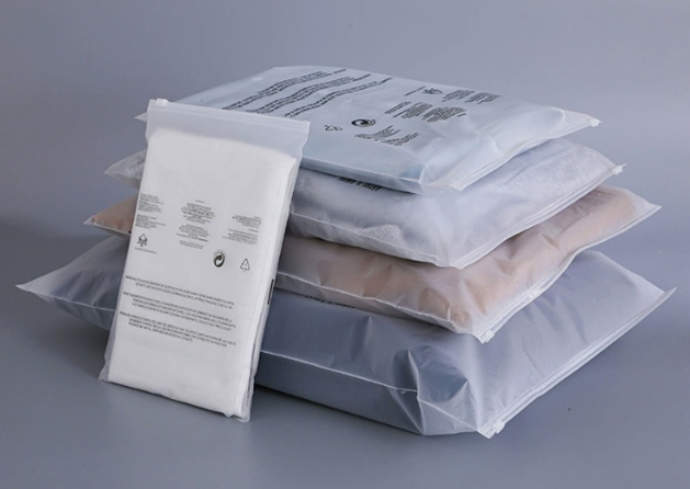 Custom clothing packaging bags