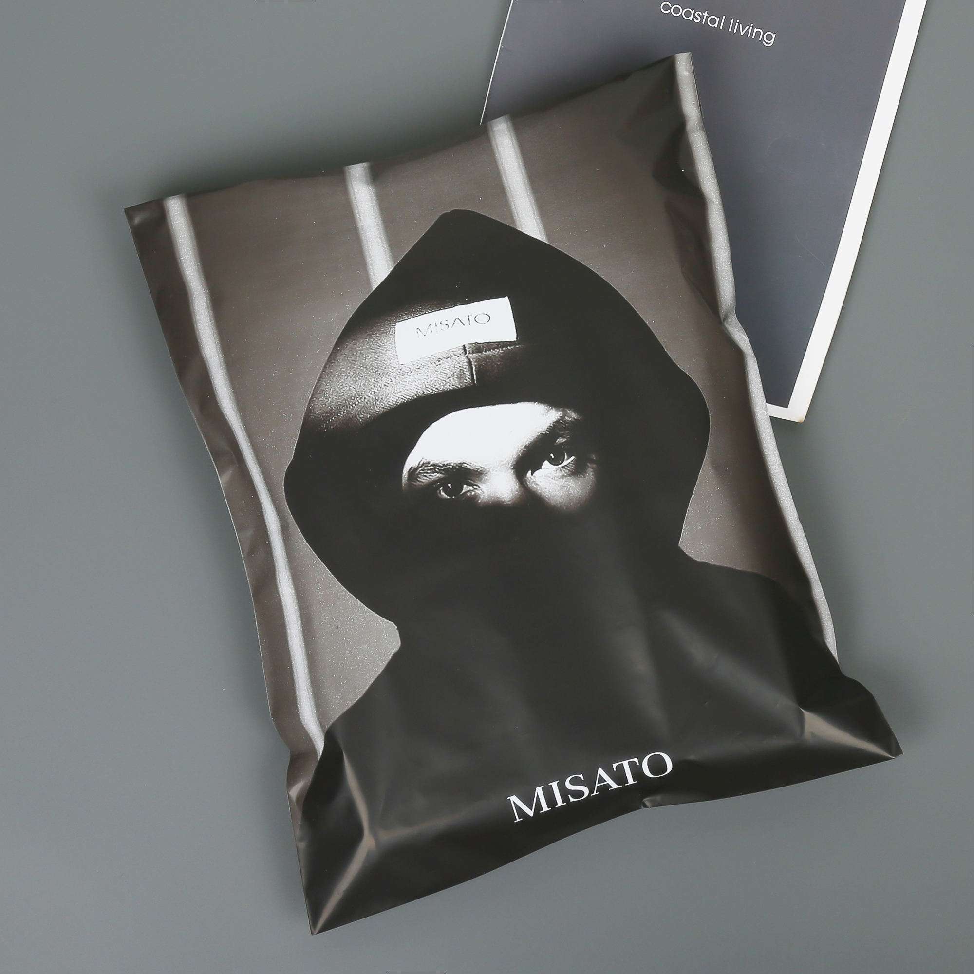 Fashion packaging bags for custom clothing brands
