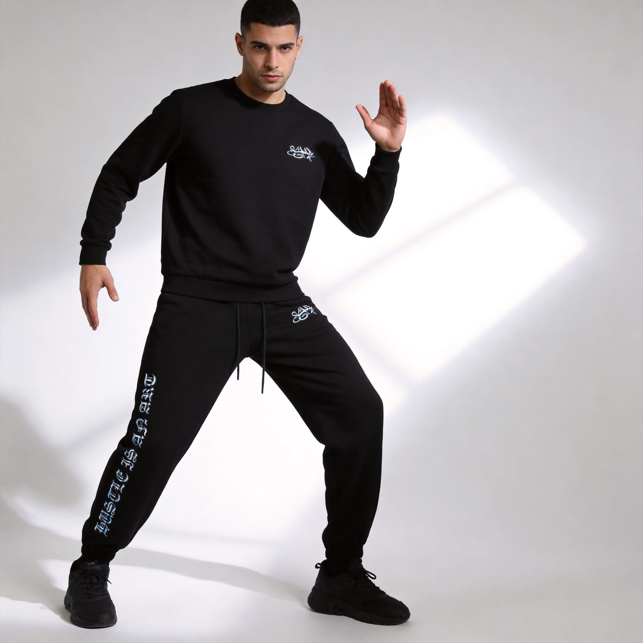 Custom embroidered pants with logo embroidery
