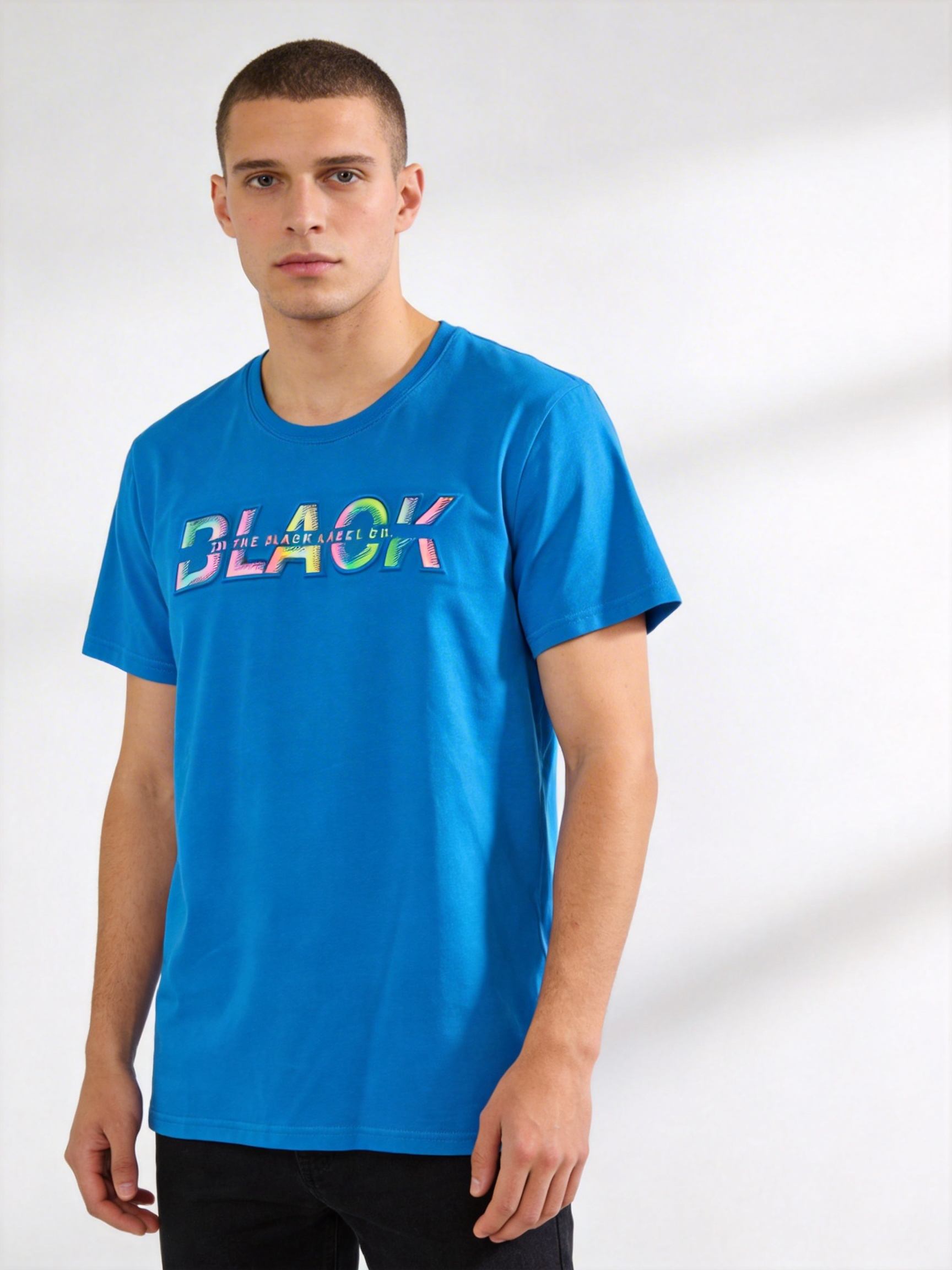 Custom reflective t-shirt for technical streetwear