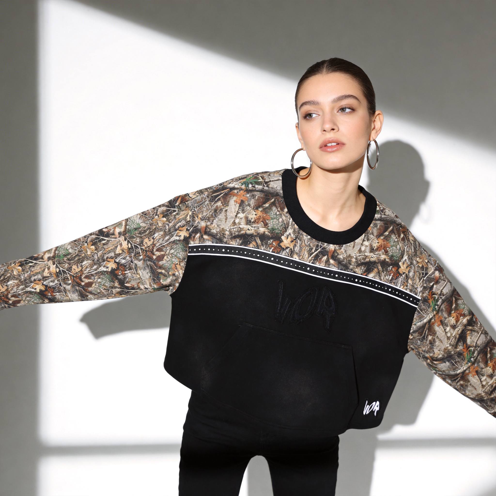 Sweats à capuche courts