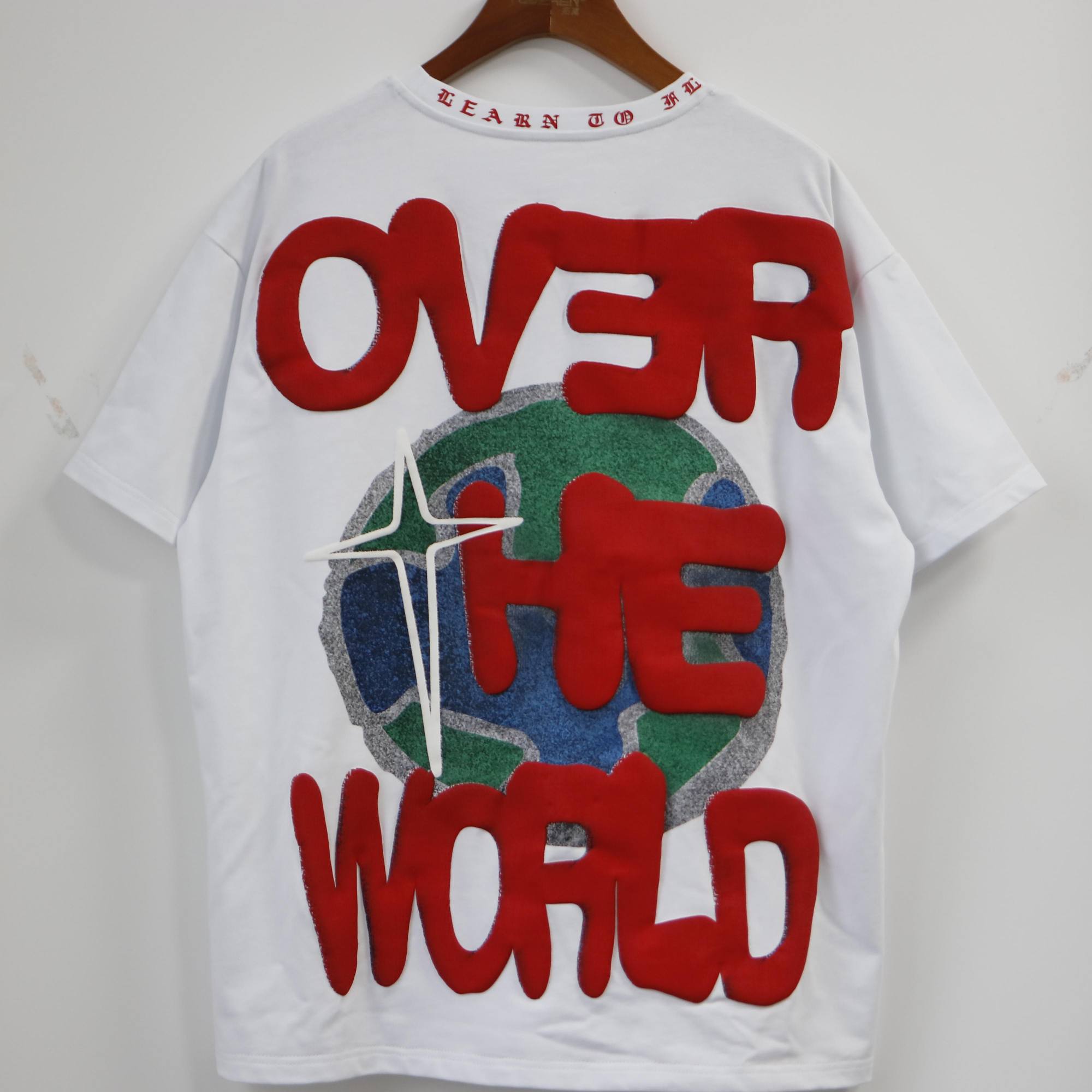 Custom puff print t-shirt manufacturing service