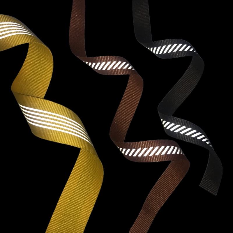 Custom reflective trim for technical clothing