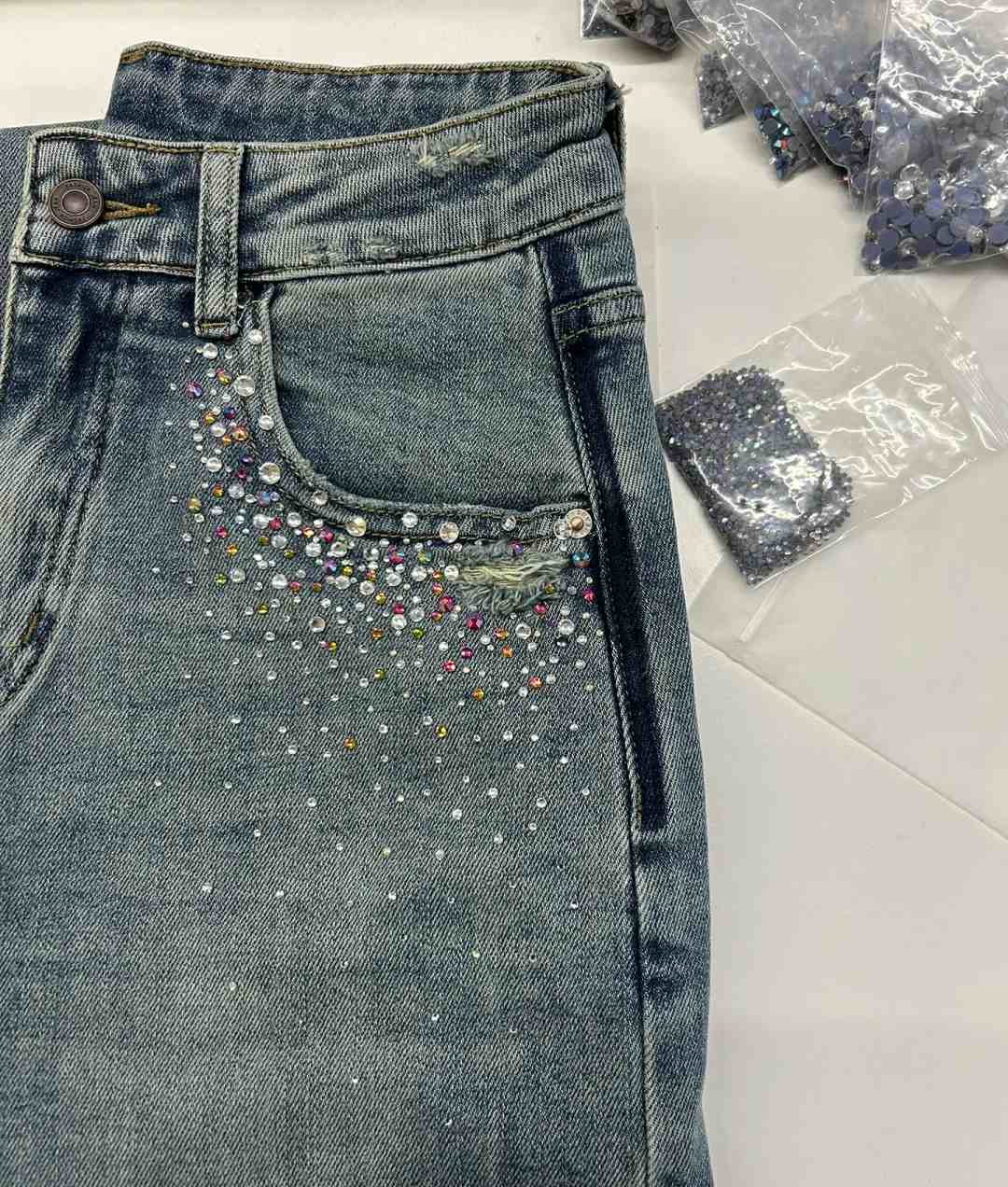 Roupa Interior com Colagem de Fotos