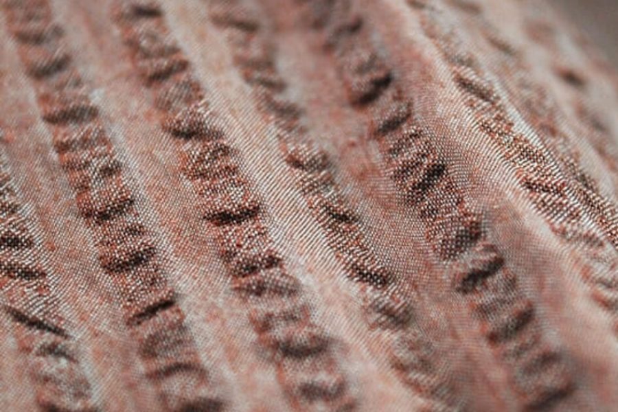 Seersucker fabric for summer shirt manufacturing