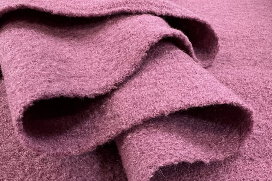 Wool fabric for jacket and outerwear manufacturing