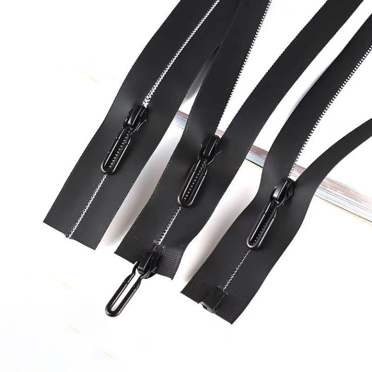 Zippers (4)